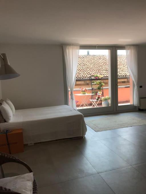 Loft Teatro Politeama - Intero Appartamento In Centro Storico Con Vista Cremona Dış mekan fotoğraf